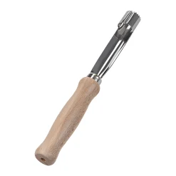 Apfelentkerner mit Holzgriff